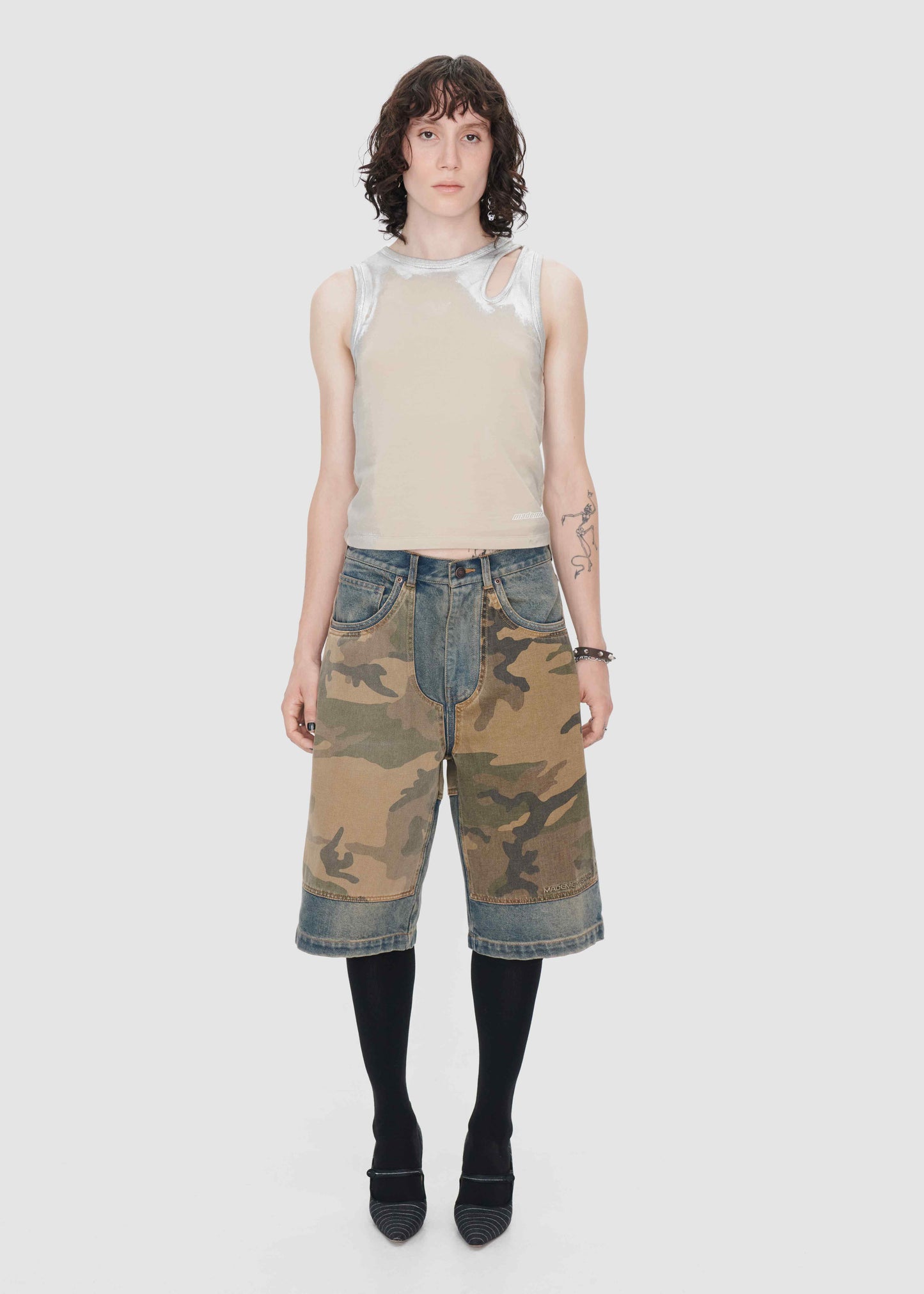 DENIM BAGGY DOUBLE-KNEE SHORT
