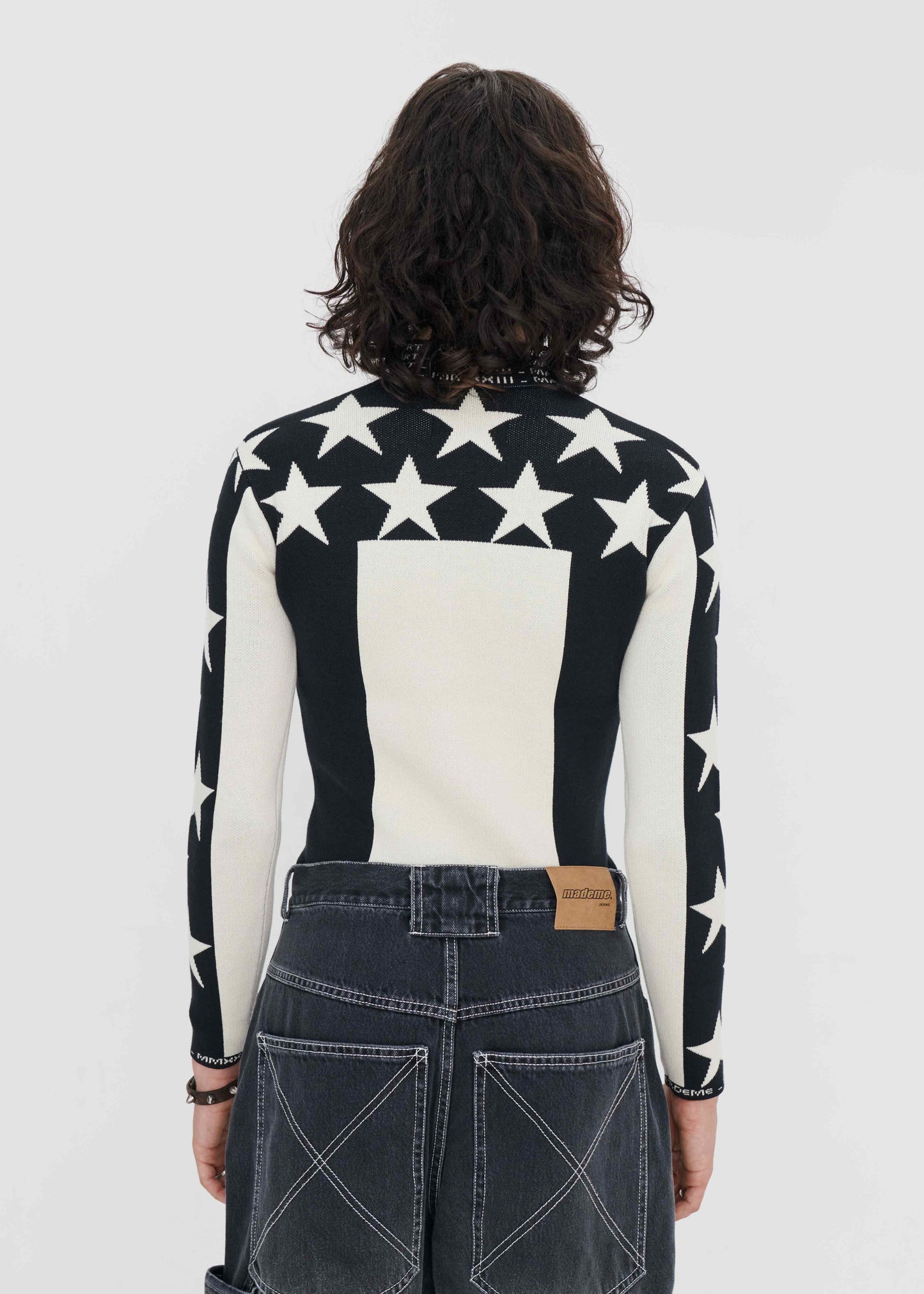 STARS ZIP SWEATER